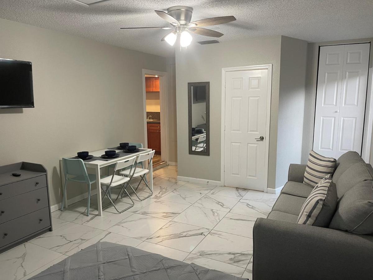 Adorable Suite In Tampa. Екстериор снимка