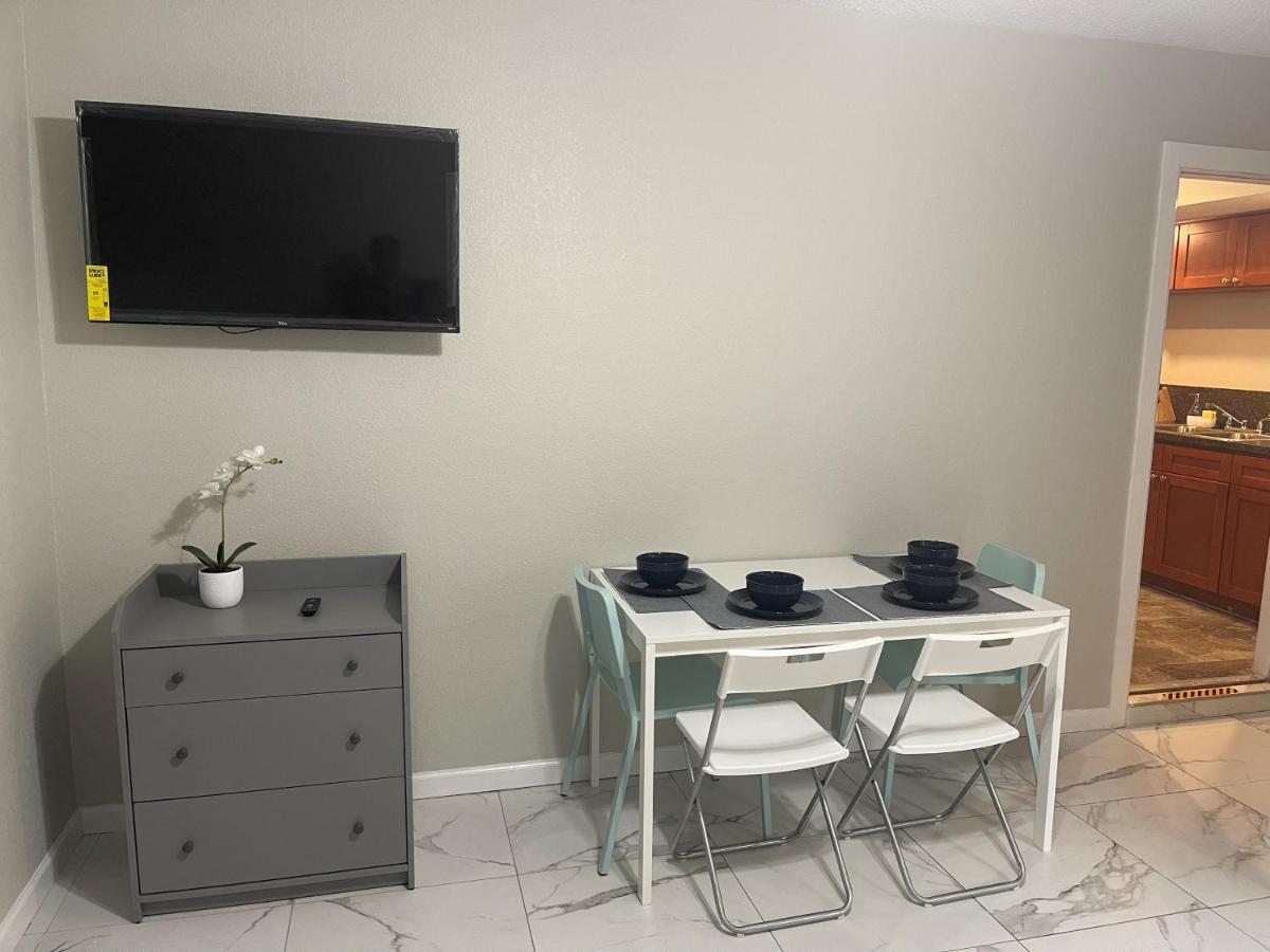Adorable Suite In Tampa. Екстериор снимка
